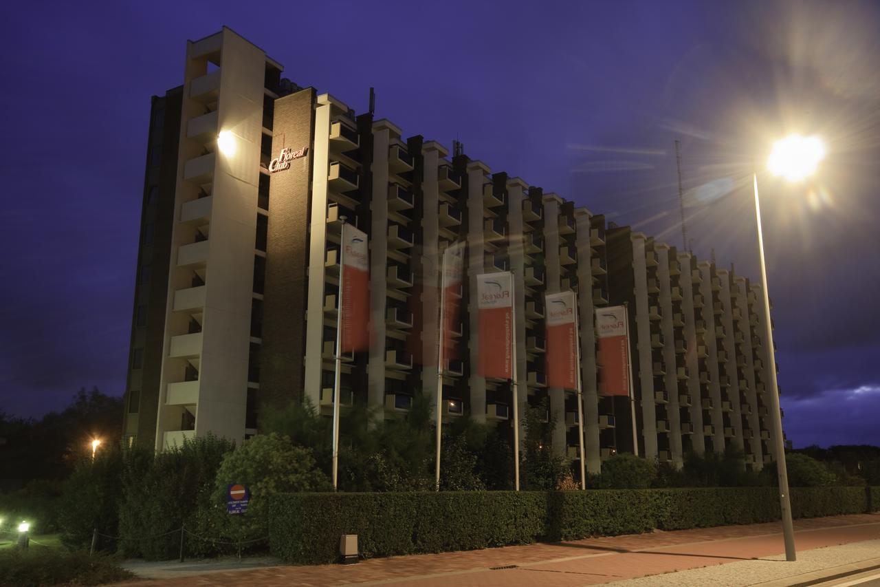 Floreal Nieuwpoort Esterno foto